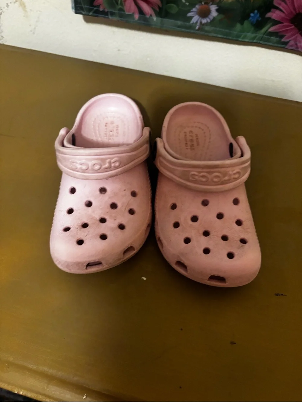 CROCS Kids Classic Clog in Pink